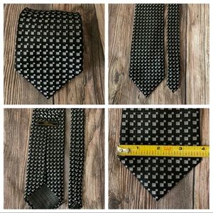 Bocara Tie 
Excellent Pre-Owned Condition